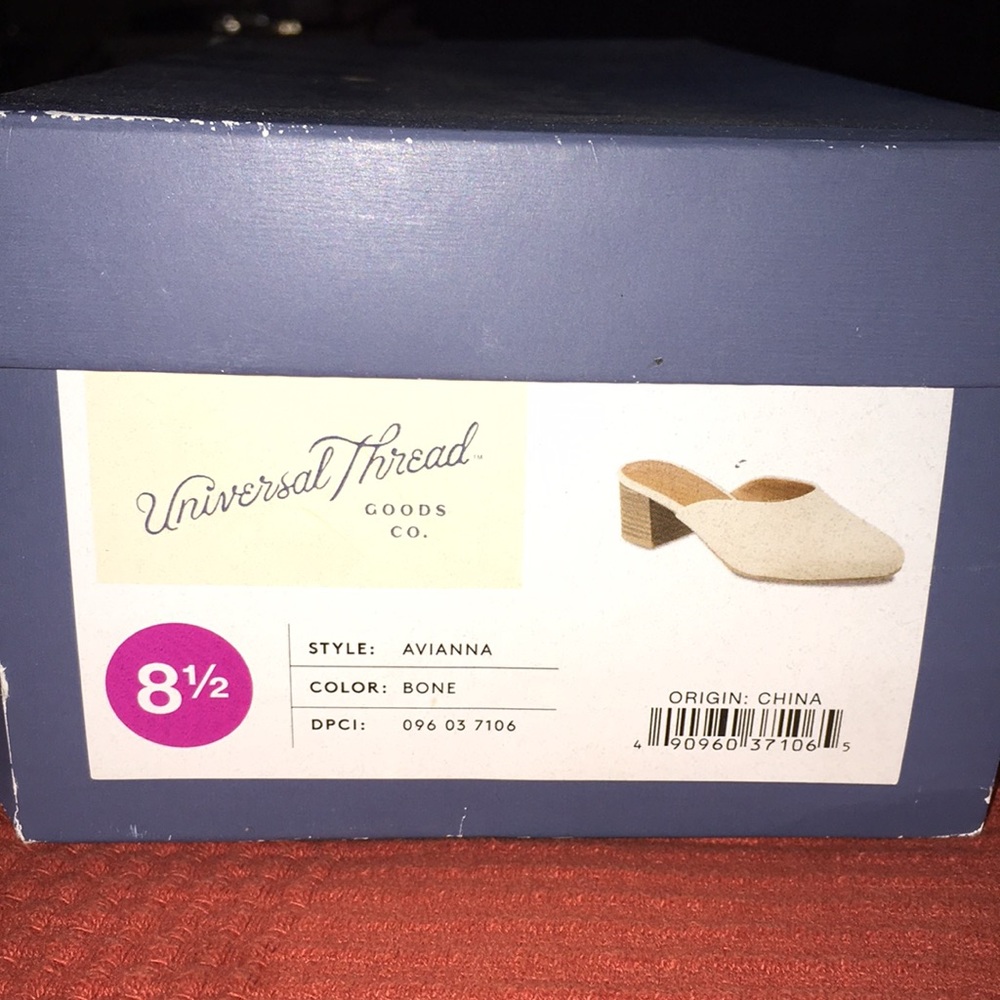 Universal thread avians mules with block heel